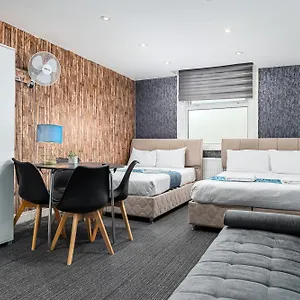 whitechapel-grand.brighton-hotels-england.com/